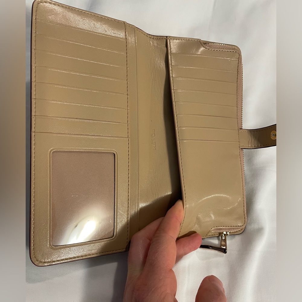 Coach Skinny Wallet Beige - Picture 8 of 11